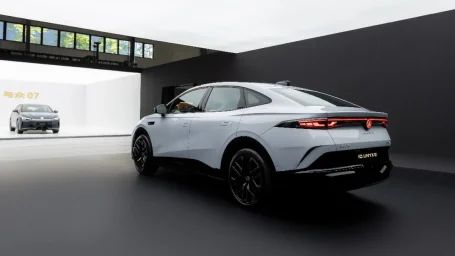 Volkswagen ID. Unyx 07: электромобиль за $16 200 с технологиями Xpeng Volkswagen ID. Unyx 07: электромобиль за $16 200 с технологиями Xpeng